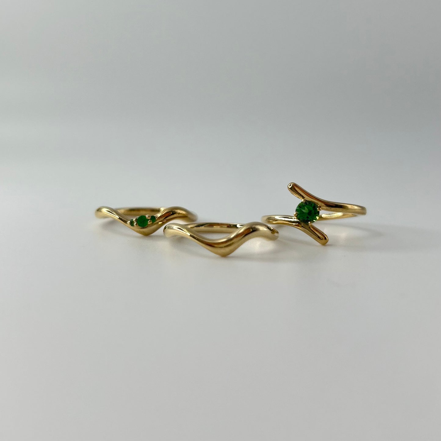 Wave Cluster Ring